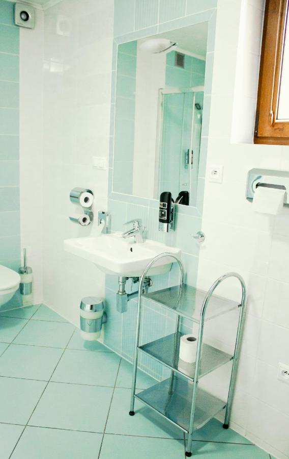 Penzion Anesis - Apartmány Turčianske Teplice Esterno foto