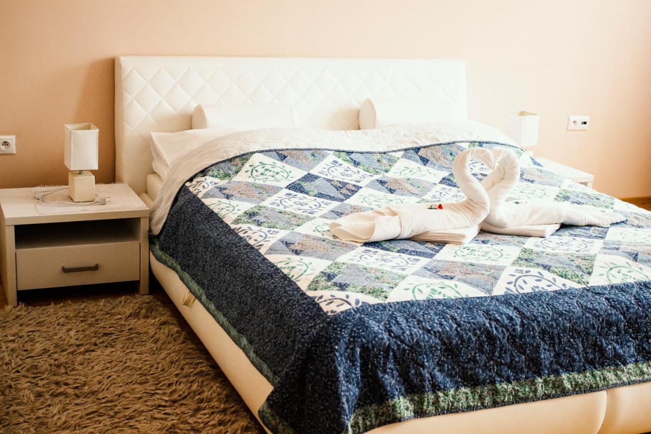 Penzion Anesis - Apartmány Turčianske Teplice Esterno foto