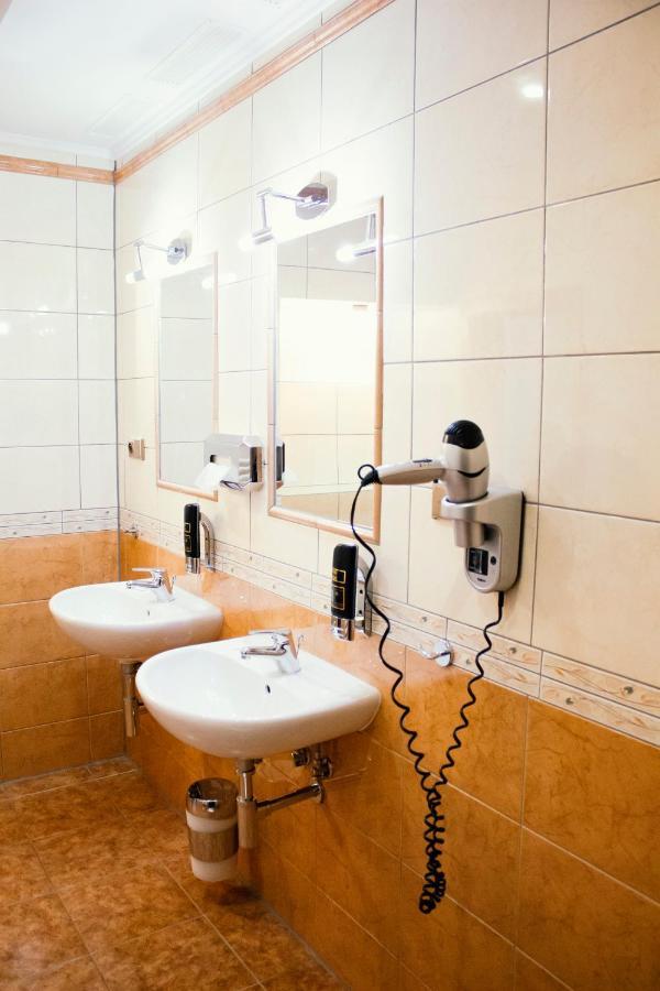 Penzion Anesis - Apartmány Turčianske Teplice Esterno foto
