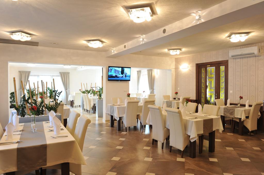 Penzion Anesis - Apartmány Turčianske Teplice Esterno foto