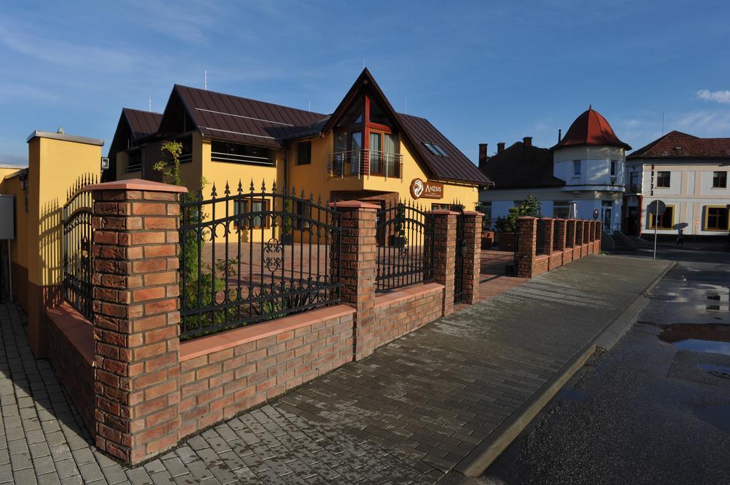 Penzion Anesis - Apartmány Turčianske Teplice Esterno foto
