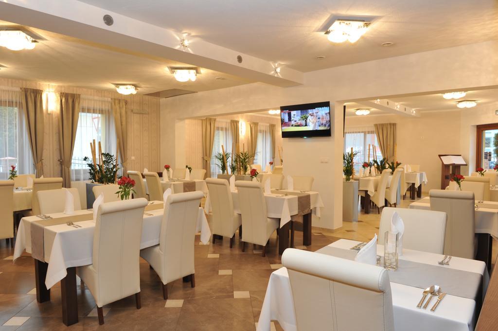 Penzion Anesis - Apartmány Turčianske Teplice Esterno foto
