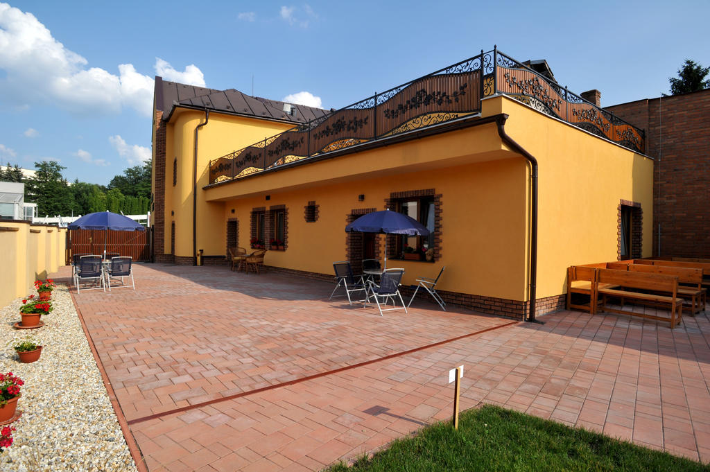 Penzion Anesis - Apartmány Turčianske Teplice Esterno foto